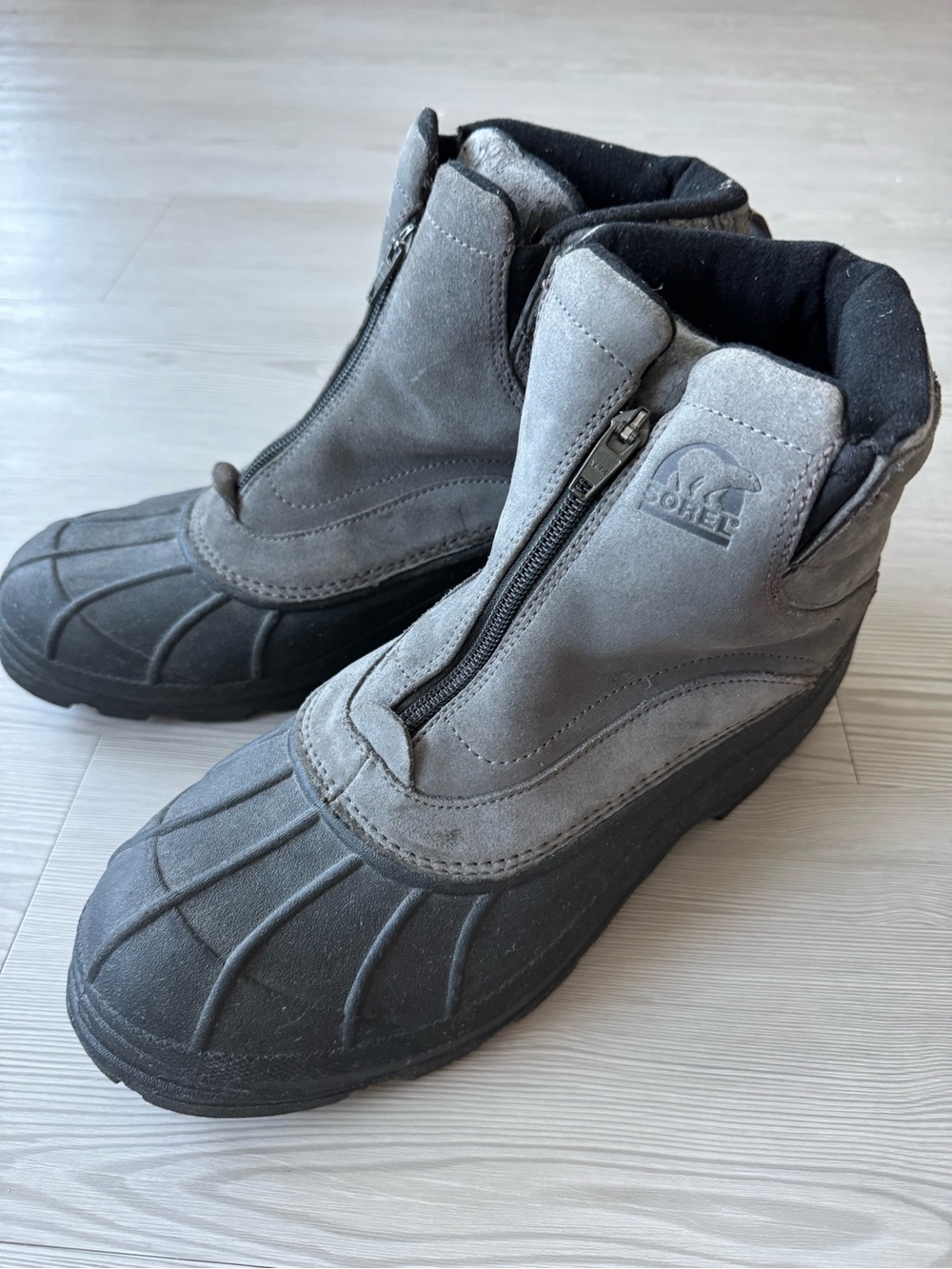 Sorel Men's Grey Suede Barn-Zip Waterproof Snow Boots Thinsulate Size 11